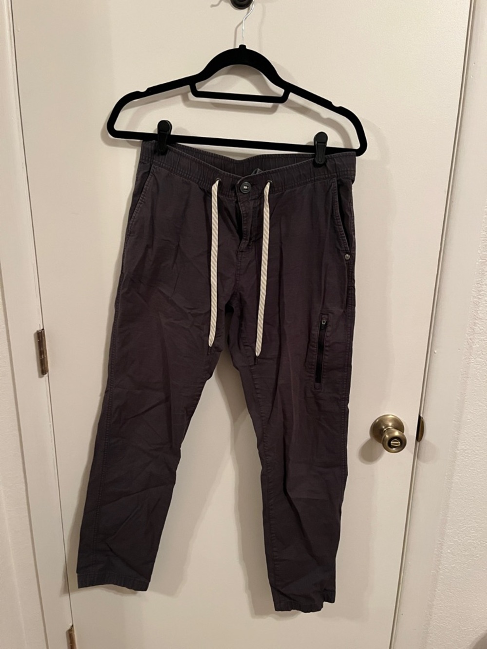 Vuori Women's Charcoal Jogger Pants with White Drawstring